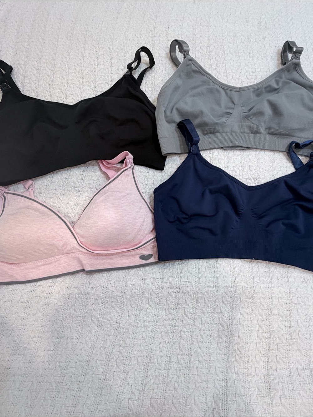 Lot of 4 Nursing Bras XXL/42 Assorted Colors Seamless Clip Down Maternity